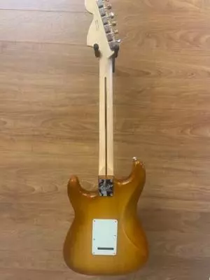 Fender - 011-4910-342 2